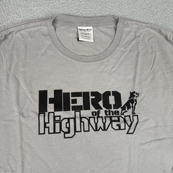 Mack Trucks Shirt Mens XXL Gray Hero Of The Highway Bulldog Tee Ring Spun NWT - Picture 1 of 11